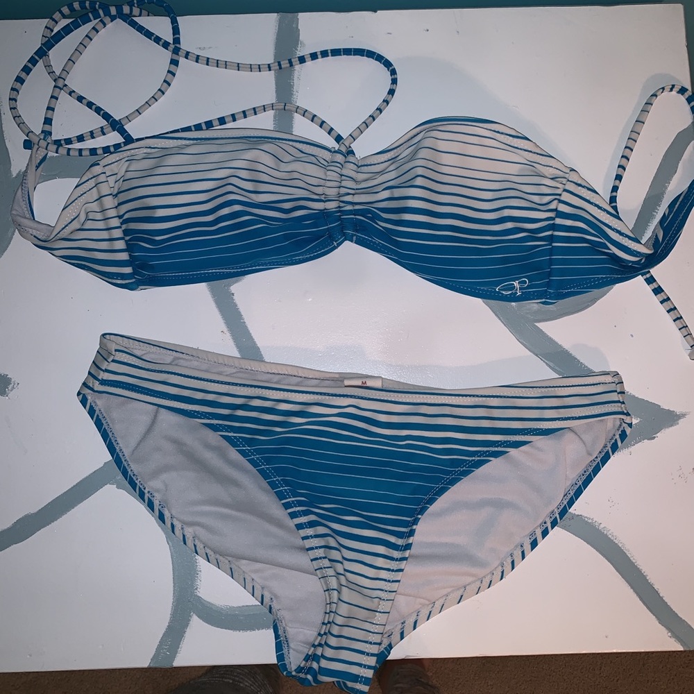 Bathing suit